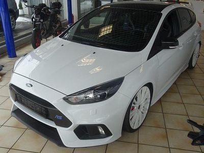 Gebraucht Ford Focus RS 350 PS (257 kW) 2017 Weiß Limousine