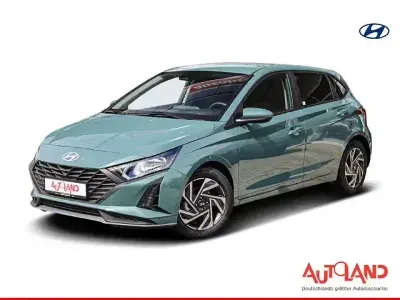 Neu Hyundai i20 79 PS (58 kW) 2025 Grün Kleinwagen