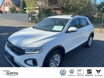Gebraucht VW T-Roc Life 116 PS (85 kW) 2023 Weiß SUV