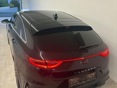 Kia ProCeed GT