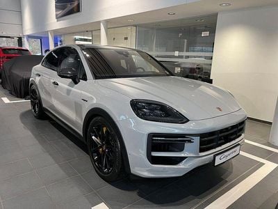 Gebraucht Porsche Cayenne Turbo E-Hybrid 740 PS (544 kW) 2025 Grau SUV