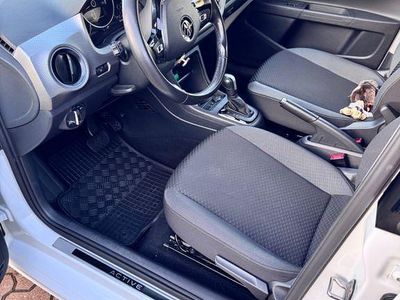 Gebraucht VW e-up! Style 61 kW (83 PS) 2021 Weiß Kleinwagen