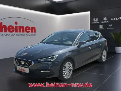 Usata Seat Leon XCELLENCE 110 CV (80 kW) 2022 Grigio Berlina