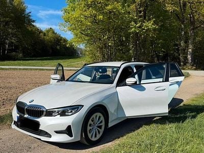 Second-hand BMW 320 190 CP (139 kW) 2022 Alb Break