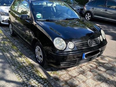 Gebraucht VW Polo 54 PS (39 kW) 2003 Schwarz Kleinwagen