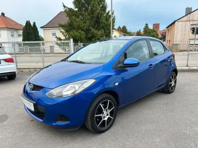 Gebraucht Mazda 2 Independence 75 PS (55 kW) 2010 Blau Kleinwagen