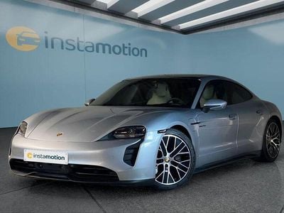 Second-hand Porsche Taycan 2023 Argintiu Berlinǎ