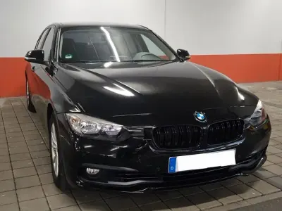 Gebraucht BMW 320 184 PS (135 kW) 2016 Schwarz Limousine