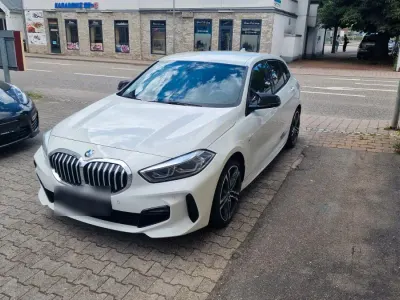 Gebraucht BMW 118 M Sport 140 PS (102 kW) 2020 Weiß Kleinwagen