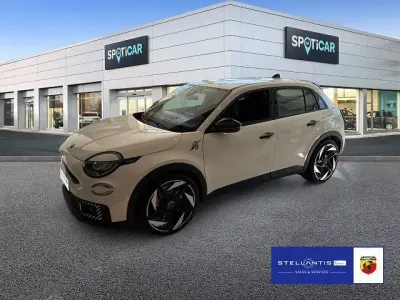Neu Abarth 600e Turismo 174 kW (237 PS) 2025 Weiß SUV