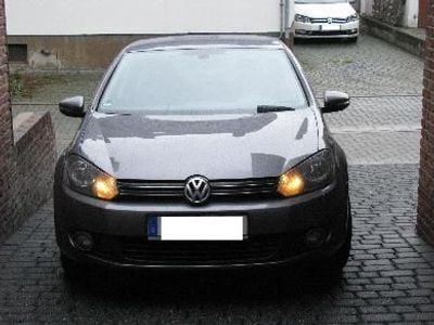 Gebraucht VW Golf VI Team 143 PS (105 kW) 2010 Grau metallic Kleinwagen