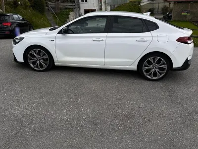 Gebraucht Hyundai i30 N Line 140 PS (102 kW) 2019 Weiß Limousine