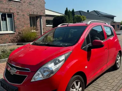 Gebraucht Chevrolet Spark 80 PS (58 kW) 2013 Rot Kleinwagen