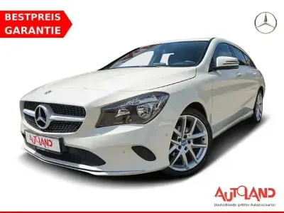 Gebraucht Mercedes CLA180 Shooting Brake 109 PS (80 kW) 2017 Weiß Kombi