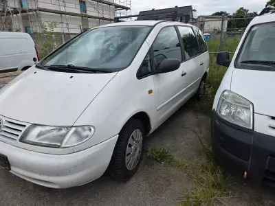 Gebraucht VW Sharan Comfortline 90 PS (66 kW) 1998 Van / Kleinbus