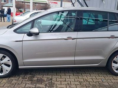 Gebraucht VW Golf Sportsvan Comfortline 150 PS (110 kW) 2015 Grau Van / Kleinbus