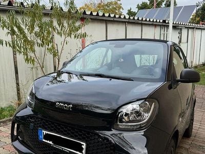 Schwarz Gebraucht 2021 Smart ForTwo Coupé Coupé | 8.700 € (Fairer Preis)