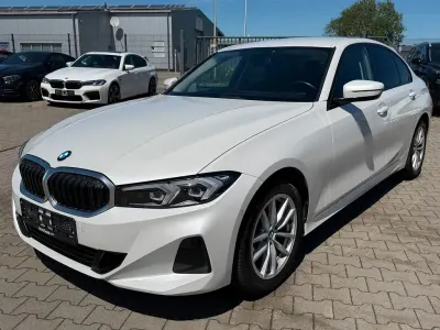Gebraucht BMW 316 Shadowline 122 PS (89 kW) 2022 Weiß Limousine