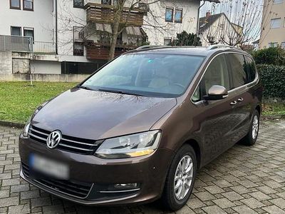 Gebraucht VW Sharan 140 PS (102 kW) 2011 Braun Van / Kleinbus
