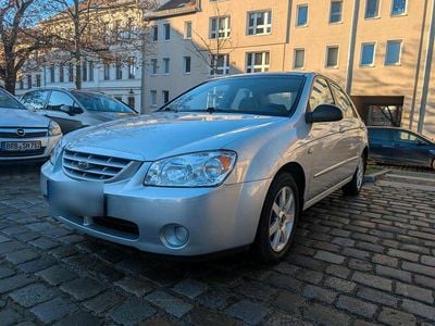 Gebraucht Kia Cerato 78 PS (57 kW) 2006 Silber Limousine