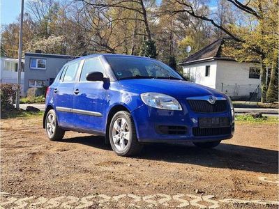 Gebraucht Skoda Fabia Classic 60 PS (44 kW) 2010 Dynamicblau Kleinwagen