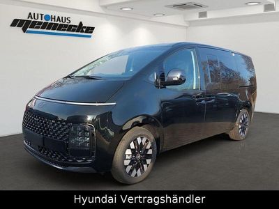 Neu Hyundai Staria Signature 160 PS (117 kW) 2025 Abyss black / mic Van / Kleinbus