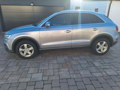 Silber Gebraucht 2018 Audi Q3 Sport SUV | 15.000 € (Guter Preis)