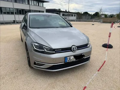 Gebraucht VW Golf VII Join 131 PS (96 kW) 2019 Silber Limousine