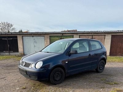 Gebraucht VW Polo 54 PS (39 kW) 2004 Blau Kleinwagen