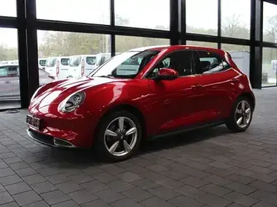 Usata Ora 03 125 kW (171 CV) 2023 Rosso Utilitaria