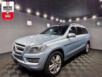 Diamantsilber lack (metallic) Gebraucht 2016 Mercedes GLS350 SUV | 26.980 €