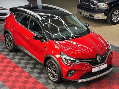 Rot Gebraucht 2021 Renault Captur Intens SUV | 18.888 € (Fairer Preis)