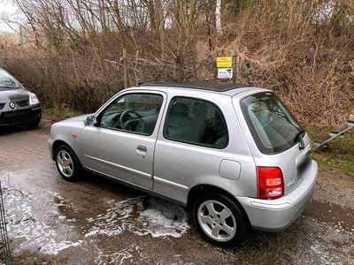 Usata Nissan Micra 60 CV (44 kW) 2002 Argento Utilitaria