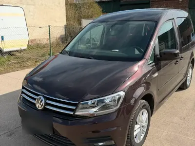 Gebraucht VW Caddy 102 PS (75 kW) 2016 Andere farben Van / Kleinbus
