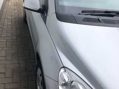 Mercedes B180