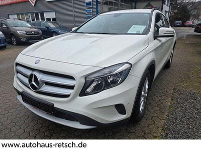 Gebraucht Mercedes GLA200 156 PS (114 kW) 2015 Weiß SUV