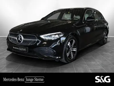 Gebraucht Mercedes C180 170 PS (125 kW) 2025 Metalliclack obsidianschwarz Kombi