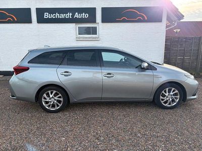 Toyota Auris Hybrid