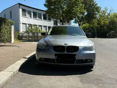Gebraucht BMW 540 306 PS (225 kW) 2006 Grau Limousine