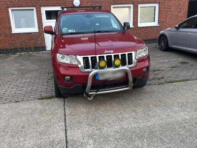 Gebraucht Jeep Grand Cherokee 320 PS (235 kW) 2011 Rot SUV