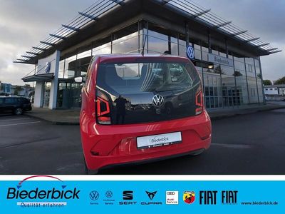 Gebraucht VW Transporter Basis 65 PS (47 kW) 2021 Rot Van