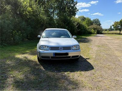 Silber Gebraucht 2003 VW Golf IV Edition Kleinwagen | 2.200 € (Fairer Preis)