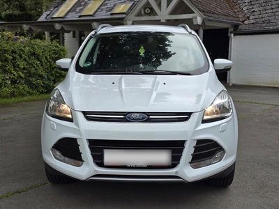 Gebraucht Ford Kuga 120 PS (88 kW) 2017 Weiß SUV