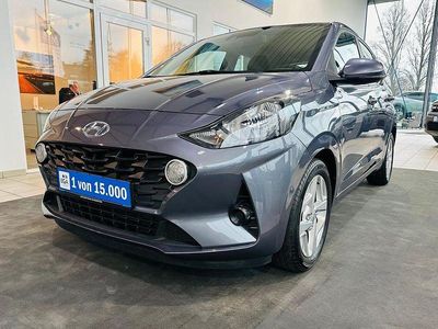 Gebraucht Hyundai i10 Trend 84 PS (61 kW) 2020 Star dust / met Kleinwagen