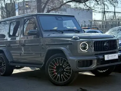 Neu Mercedes G63 AMG AMG 585 PS (430 kW) 2026 Grau SUV