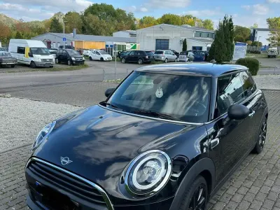 Gebraucht Mini ONE 102 PS (75 kW) 2018 Schwarz Kleinwagen