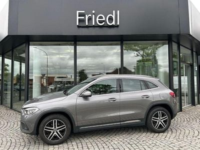 Mercedes GLA180
