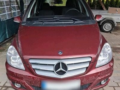 Gebraucht Mercedes B180 116 PS (85 kW) 2010 Van / Kleinbus