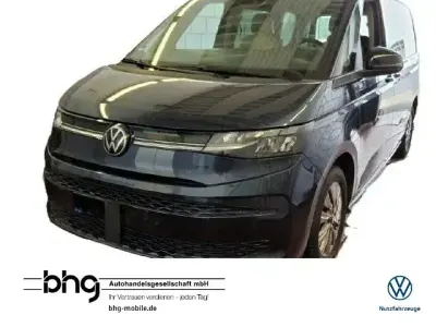 Gebraucht VW Multivan Life 150 PS (110 kW) 2023 Blau Van / Kleinbus