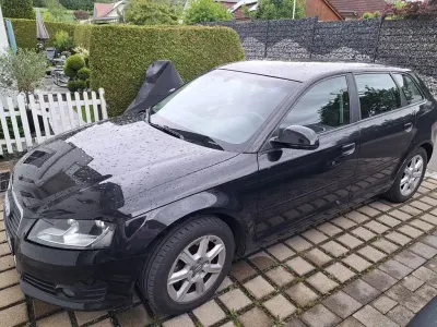 Używany Audi A3 Ambiente 125 KM (91 kW) 2009 Czarny Hatchback